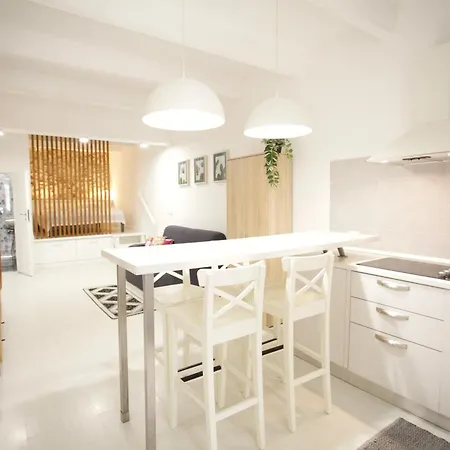 Apartment Maio *