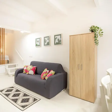 Maio Apartment *